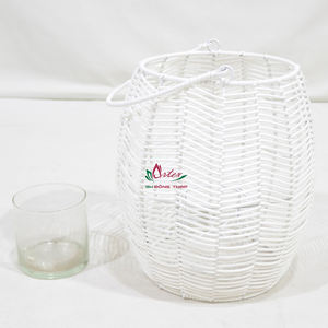 Farol Decorativo de Ratán Sintético Artex Dong Thap, Portavelas Tejido Blanco con Asa - Product Image 1
