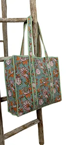 Bolso Tote Acolchado Étnico con Estampado Floral The Mountain Boy, Estilo Cuatro Estaciones, Diseño de Asa con Patrón Verde y Naranja - Product Image 6