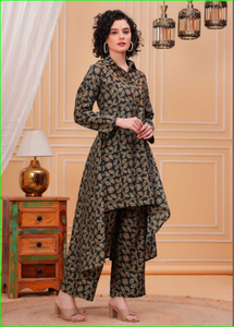 Conjunto de Kurta Asimétrica Verde Kala Khatta Bordada a Mano - Product Image 3