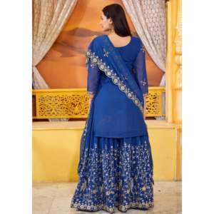 Conjunto de traje de fiesta de diseñador para mujer Lehenga bordado con secuencia para ocasiones especiales - Product Image 6
