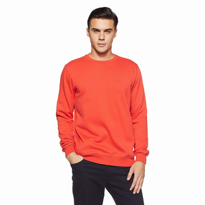 เสื้อสเวตเชิ้ตคอกลมกันน้ำกันลมสำหรับผู้ชาย ผลิตจากผ้าฝ้าย 100% เป็นมิตรต่อสิ่งแวดล้อม ราคาขายส่งจากโรงงานโดยตรง MOQ ต่ำ คุณภาพดีที่สุด - Product Image 4