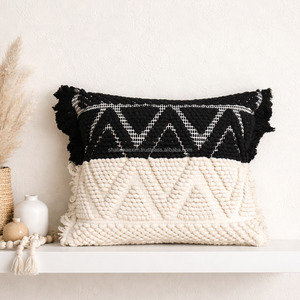 Hot Sale Black Lumbar Throw Pillows with Side Fringes High Quality Outdoor Indoor Handloom Cotton Boho Cushion Cover - Product Image 3