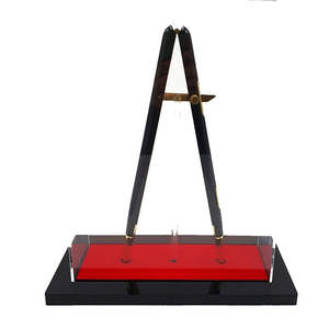 Bastón de Senderismo Ligero 2026, Bastón de Ritmo en Miniatura con Caja de Madera Cubierta de Fieltro Marrón y Soporte de Exhibición - Product Image 3