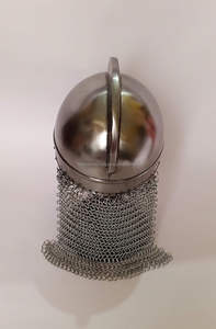 Casco con armadura de lobo vikingo Medieval de acero hecho a mano, acabado plateado con cota de malla y soporte, coleccionable de caballero para adultos - Product Image 2