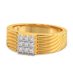 แหวนทองคำเหลืองประดับเพชรทรงสี่เหลี่ยมแบบคลัสเตอร์ - Product Image 1