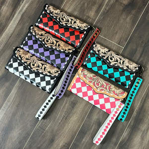 Elegante Cartera de Cuero Vacuno con Diseño Nuevo y Exclusivo, Patrón a Cuadros, Cartera de Lujo con Grabado Floral, Bolso Elegante para Mujer - Product Image 4