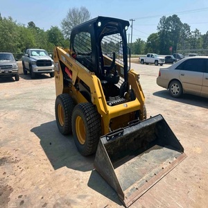 รถตักล้อยาง CAT 226D3 ให้กำลังไฮดรอลิกที่แข็งแกร่ง ใช้งานง่าย คุณภาพเยี่ยม และประสิทธิภาพการทำงานที่ยอดเยี่ยม - Product Image 2