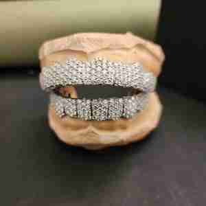 Juego de Grillz de Diamantes Personalizados para Hombre DOPE JEWELLS, Chapado en Plata de Ley 925, 10.76 CT, Engaste Pavé, Joyería Hip Hop para Raperos - Product Image 1