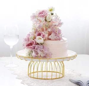 Support à gâteau rond en métal, plateau de service doré avec base en fil métallique, plateau blanc pour gâteaux, cupcakes, réutilisable, plat de présentation décoratif - Product Image 3