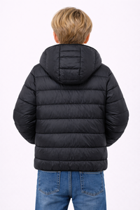 Veste matelassée à capuche Arctic Comfort pour garçons, noire, légère, coupe-vent, avec poches - Product Image 3