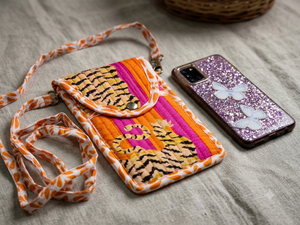 Bolso Bandolera de Algodón con Estampado de Tigre, Cierre de Solapa, Mini Bolso Portátil para Mujer, Uso Diario Informal - Product Image 2
