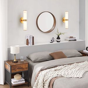 Set di 2 Applique da Parete Moderne Dorate Eleganti in Resina, Lampada Verticale per Interni in Bagni, Corridoi e Camere da Letto - Product Image 1