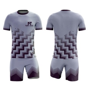 Vêtements de sport confortables pour hommes, uniforme de football 100% polyester, uniforme de football sur mesure pour hommes - Product Image 5