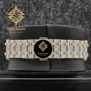 นาฬิกาข้อมือเพชรหรูสำหรับผู้ชาย Pahal Jewels ตัวเรือนสแตนเลสประดับโมอิสซาไนต์ ขนาด 42 มม. ระบบอนาล็อก ควอตซ์ คริสตัลแซฟไฟร์ หน้าปัดเรืองแสง พร้อมปุ่มกด - Product Image 4