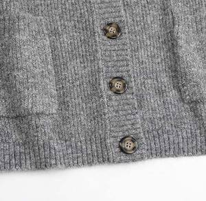 Pull en maille pour femme coupe ajustée - Rayures verticales - Pull d'hiver - Haut en maille doux et élastique pour femme - Product Image 4