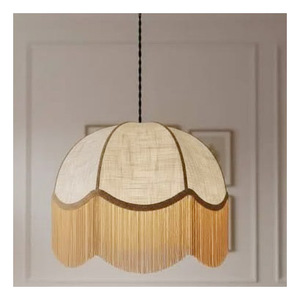 Lámpara Colgante de Tela con Borde Festoneado Estilo Francés Vintage, Lámpara de Techo Clásica de Lujo con Borlas Largas para Dormitorio - Product Image 1