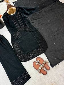 Conjunto de Kurti-Pantalón-Dupatta Negro de Manga Larga, Listo para Usar, con Bordado de Cuentas y Seda de Primera Calidad, Moda Femenina - Product Image 4