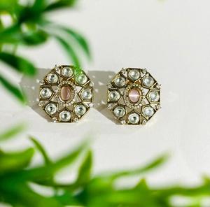 Boucles d'oreilles clous rondes Polki roses de luxe plaquées or, bijoux de mode traditionnels indiens pour mariages et fêtes, pour femmes - Product Image 2