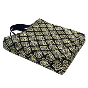 Bolsa de compras multiusos de algodón elegante hecha a mano en Bengala Occidental, India - Product Image 4