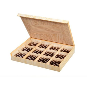 Nouvelles boîtes à chocolat en bois écologiques au design moderne, plateau décoratif, accents décoratifs avec couvercle, plateau à chocolat en bois - Product Image 5