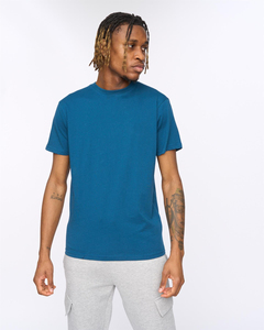 Camiseta de algodón para hombre, azul sólido, manga corta, cuello redondo, corte regular, estilo casual de punto. - Product Image 3