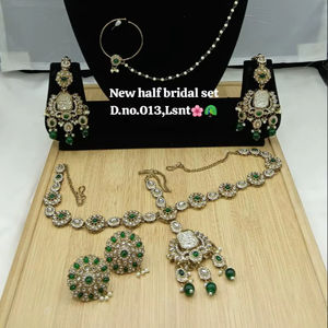 Conjunto nupcial étnico de aleación blanca Royal con Kundan, gargantilla chapada en oro pesado, colección premium hecha a mano para compromiso, boda, regalo o fiesta - Product Image 3