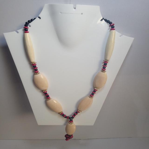 Collar de Resina con Cuentas de Alta Calidad, Estilo Clásico de Varias Capas para Chicas Cristianas Jóvenes, por Blossom Craft India - Product Image 1