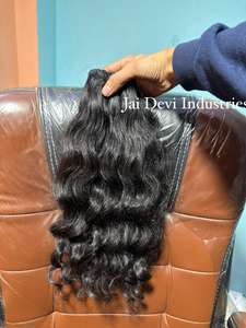 Fabricant et fournisseur de cheveux humains naturels bouclés vierges indiens de temple, aspect naturel, par le premier exportateur, en vente - Product Image 4