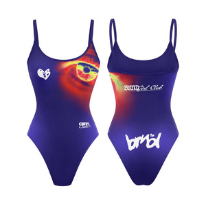 Maillot de bain femme haut de gamme en nylon et élasthanne 220 GSM, imprimé léopard violet, dos nu, avec liens sur les côtés et logo personnalisé par transfert thermique - Product Image 6