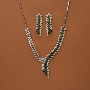 Collar Clásico para Mujer con Circonitas, Aleación de Latón y Cobre, Bañado en Rodio, Cadena de Cuerda de 14 Pulgadas, Joyería de Aniversario - Product Image 2