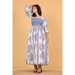 Robe maxi bohème en coton imprimé floral faite à la main en Inde, robe de soirée d'été vintage à manches longues pour femmes - Product Image 2
