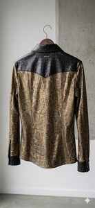 Camisa Premium Estilo Occidental con Estampado de Serpiente Metálica para Hombre |   Camisa de Moda con Botones a Presión y Manga Larga |   Servicio de OEM y ODM Personalizado Disponible - Product Image 3