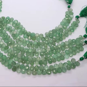 Cuentas facetadas de cuarzo verde fresa natural AAA en forma de pera de 8x10 mm, cuentas de piedra preciosa de cuarzo verde fresa de 8 pulgadas - Product Image 1