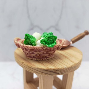 Panier miniature en résine 1:12 avec poignées, modèle de scène de cuisine tressée, jouet de mobilier pour maison de poupée, pour les 14 ans et plus - Product Image 5