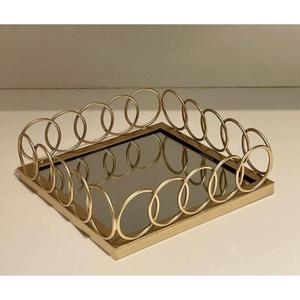 Bandeja de lujo con borde cuadrado chapado en oro, con asas y base con patas, bandejas decorativas para exhibir joyas, ideas de regalos para bodas - Product Image 2