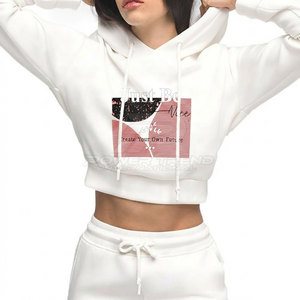 เสื้อครอปฮู้ดดี้ผู้หญิงสีพื้น ผ้าฝ้าย 100% แขนจั๊มพ์  ใส่สบายและมีสไตล์สำหรับทุกวัน เหมาะสำหรับฤดูหนาว - Product Image 2