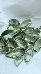 Amatista verde tallada de 273 ct, Hojas talladas de esmeralda de 140 ct, Esmeralda tallada redonda de 48 ct - 3 lotes de gemas - Product Image 1