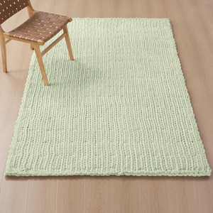Tapis rectangulaire artisanal uni en coton vert menthe à poils longs et envers en caoutchouc pour salon - Product Image 3