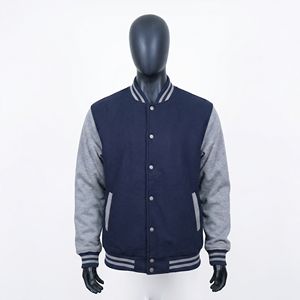 Chaqueta Varsity para Hombre con Cuerpo de Forro Polar Suave, Mangas de Cuero Elegantes, Diseño Bicolor, Cuello Alto y Logotipo Frontal - Product Image 1