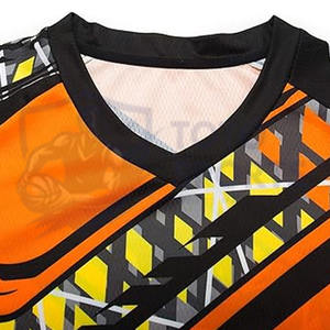 Meilleur service, prix de gros, tendance, haute qualité, respirant, coupe ajustée, imprimé, vêtements de sport pour hommes, t-shirt de sublimation, logo personnalisé - Product Image 3