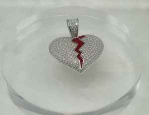 Pendentif en cristal de luxe taillé en cœur, micro-incrusté de strass, en argent 925 plaqué rhodium, cadeau unisexe, breloque à thème - Product Image 1
