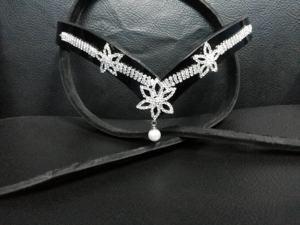 Banda duradera para la frente de cuero de caballo para comodidad Equitación Diseño múltiple con perla Mejor precio. - Product Image 3