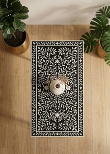 Mesa Consola con Incrustaciones de Hueso, Mesa de Entrada Tradicional Hecha a Mano, Mesa Auxiliar con Acentos Florales en Blanco y Negro para Sala de Estar o Dormitorio - Product Image 3