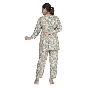 Nuevo Diseño Vintage, Estampado Tropical Dulce, Antiarrugas, Conjunto de Pantalones de Dos Piezas para Mujer de Alta Calidad, Holgado, Formal, para Uso Diario, Venta al Por Mayor - Product Image 4