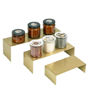 Juego de 3 Moldes para Pastel de Acero Inoxidable Dorado, Elegantes y Reales, con Soporte para Pastel, para Fiestas y Celebraciones - Product Image 1