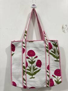 Grands sacs fourre-tout matelassés Kantha, confectionnés en textiles de coton, couture traditionnelle, style bohème, légers pour un usage quotidien, idéal pour offrir - Product Image 4