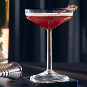 Verre à cocktail Margarita en borosilicate transparent avec rebord torsadé, résistant au congélateur, pour boissons froides, idéal pour les fêtes et bars, vente en gros - Product Image 3