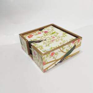 Juego de Portavasos Decorativos de Madera con Ilustración Artística de Pavo Real Floral para Mesa de Comedor, Cocina, Cafetería, Restaurante - Product Image 2