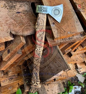 Steel Craft International Custom Industrial Grade Tomahawks Bearded Forged Carbon Steel Axe Head 22-Inch Ash Wood Shaft <b>Leather</b> - Product Image 6