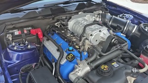 Motor AVL Fords V8 de 5.8L con cubiertas de válvulas AVL azules, nuevo motor de repuesto. - Product Image 4